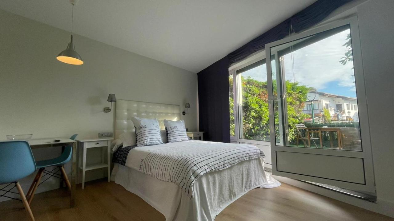Apartamentos El Caserio Суансес Екстериор снимка